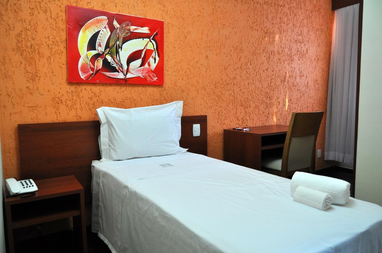 Athens Palace Hotel Santa Bárbara Екстериор снимка