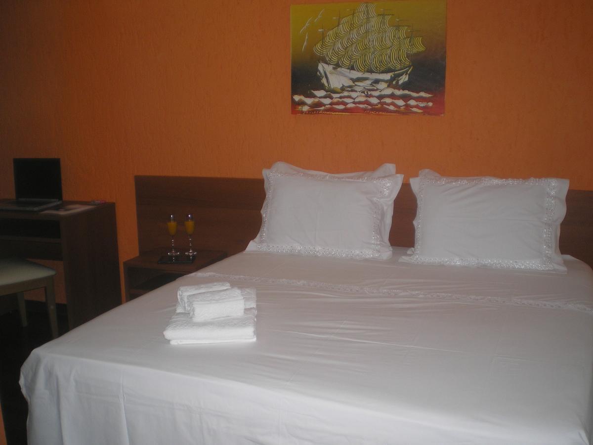 Athens Palace Hotel Santa Bárbara Екстериор снимка