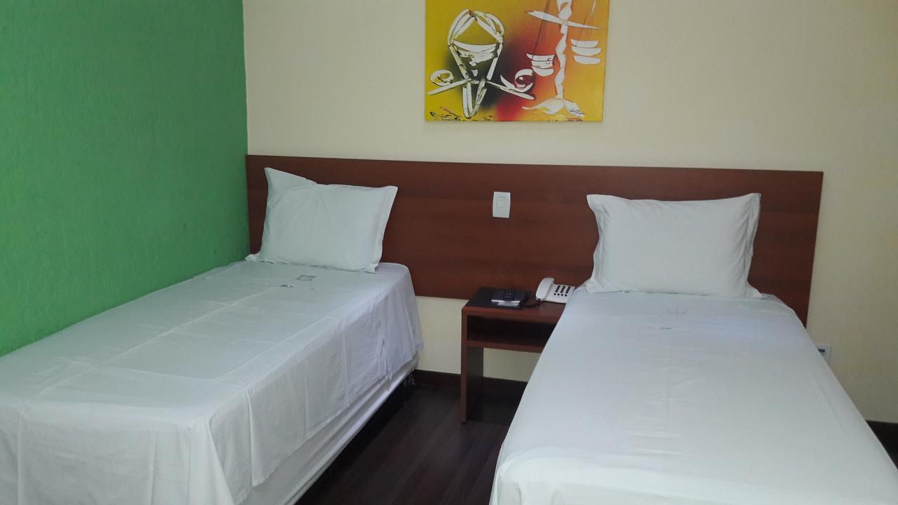 Athens Palace Hotel Santa Bárbara Екстериор снимка