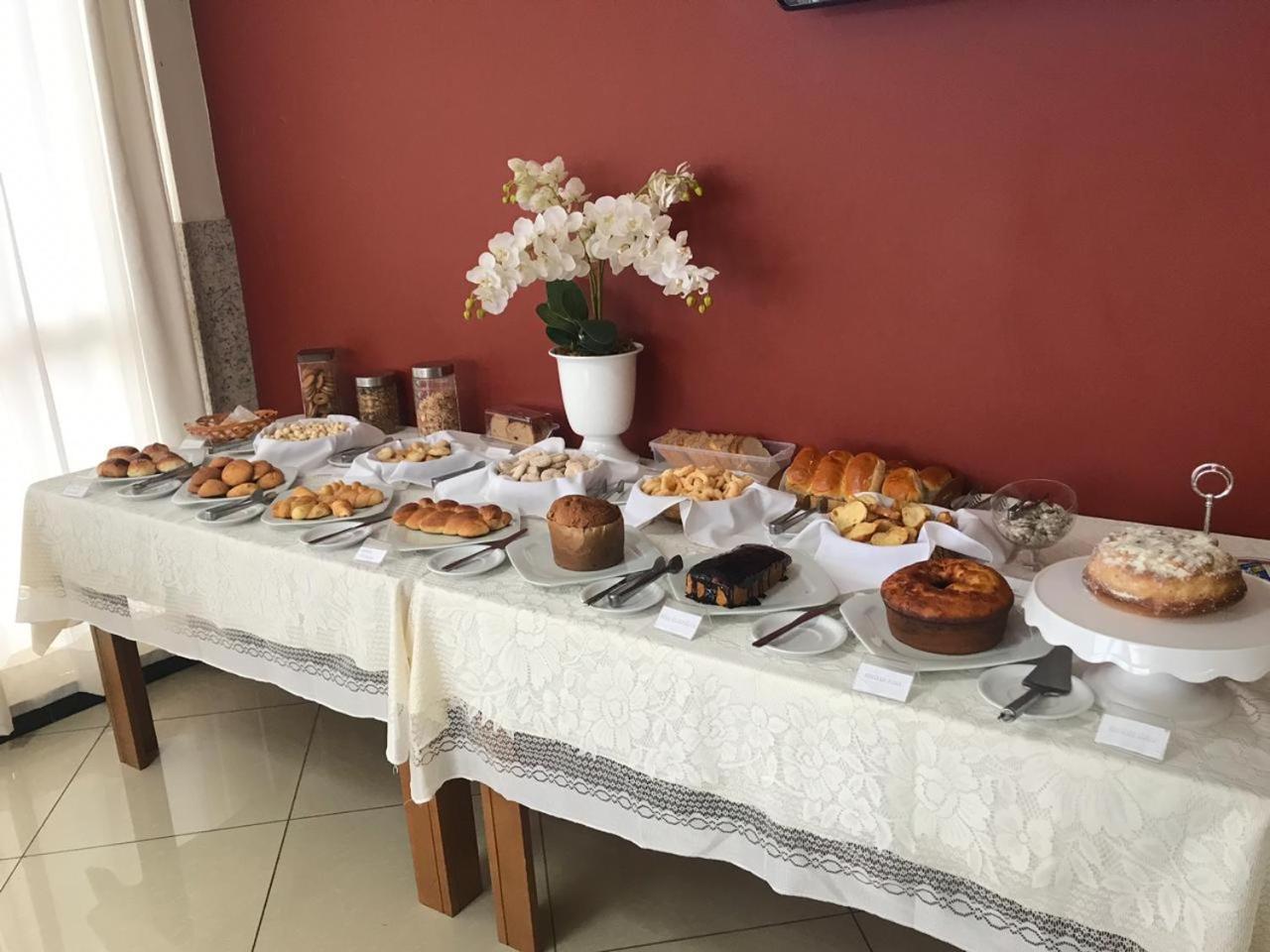 Athens Palace Hotel Santa Bárbara Екстериор снимка